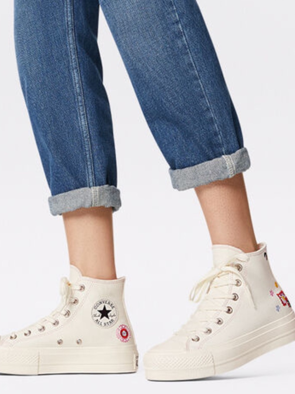 Converse Lift Platform White High-Top Sneakers with Multicolor Embroidery size 6
